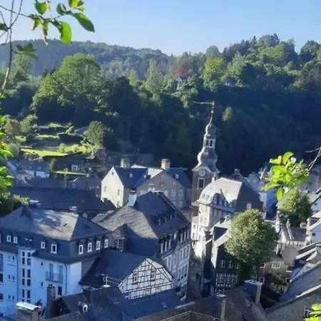 Hueftgold Wohnen&terrasse *
